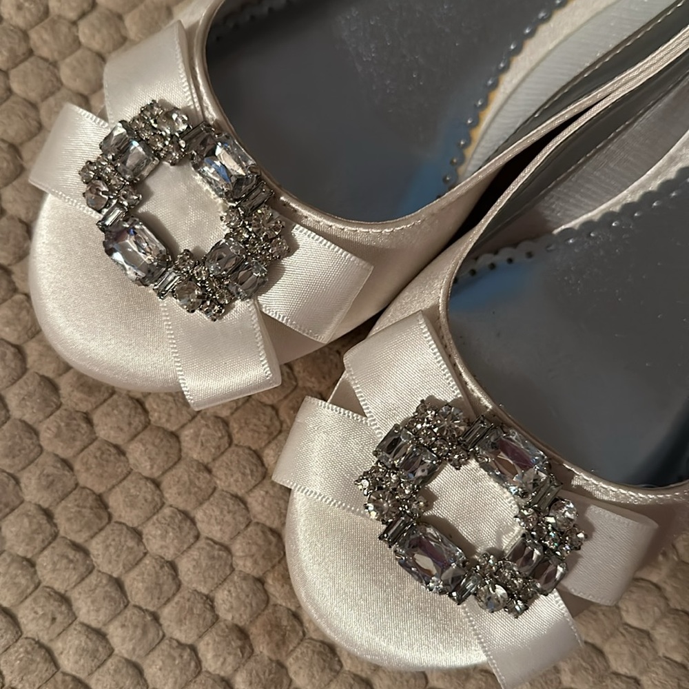 Bridal White Satin Rhinestones Ballet Slippers Flats for Dancing 7 - Picture 5 of 7
